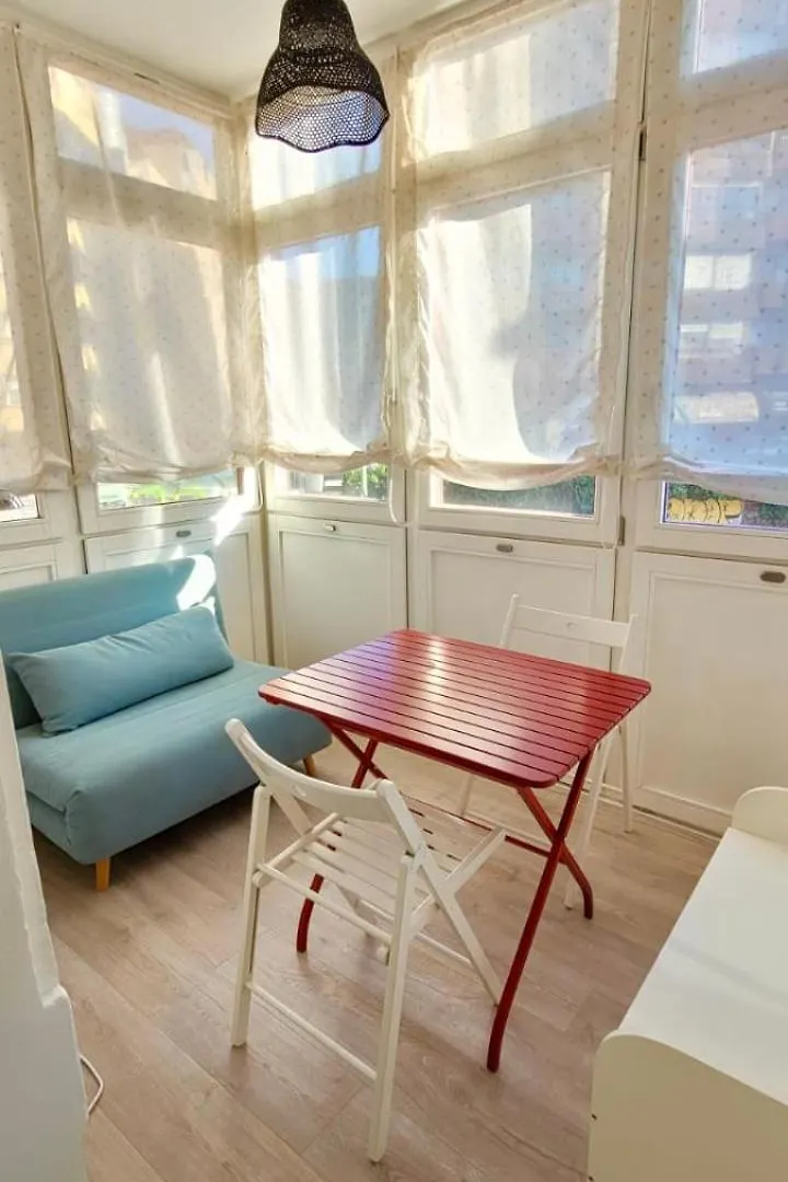 Habitación en casa particular Estudio Independiente Forget Me Not Getxo España